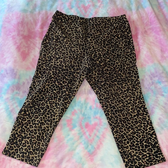 3 pair Joan Rivers cropped leggings - Picture 9 of 9